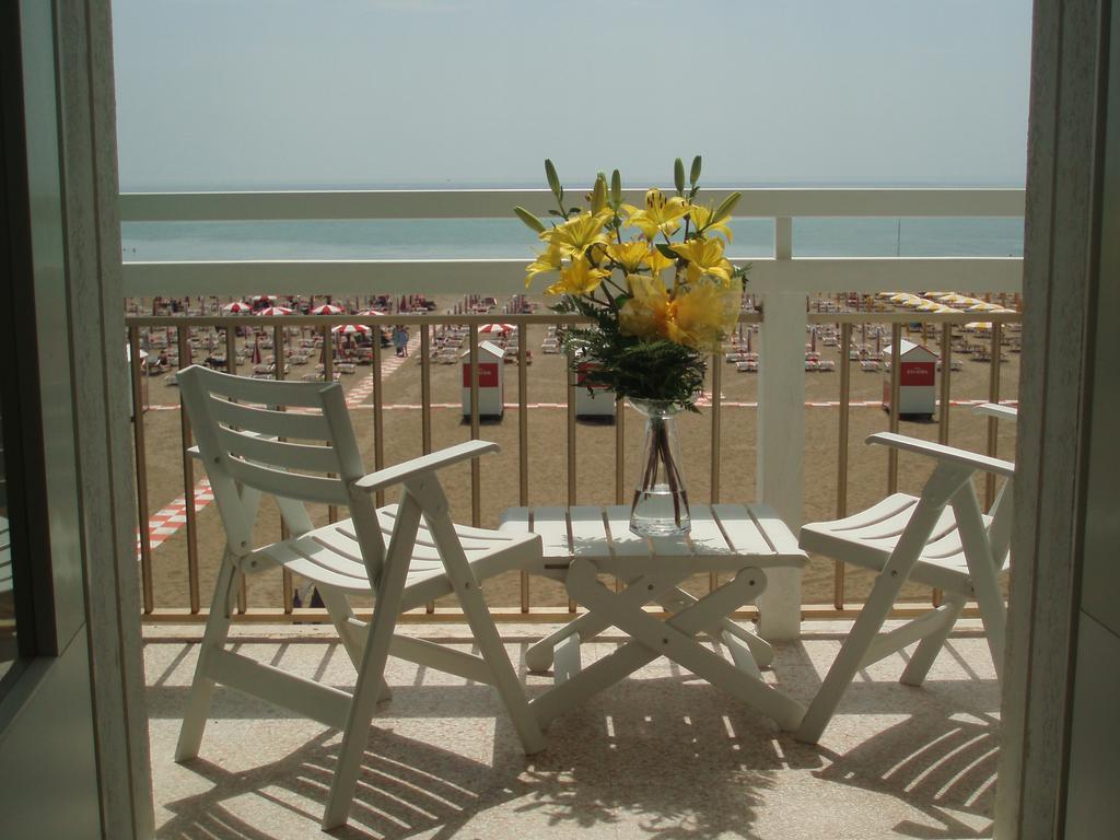 Hotel Tizian Beach Caorle Værelse billede